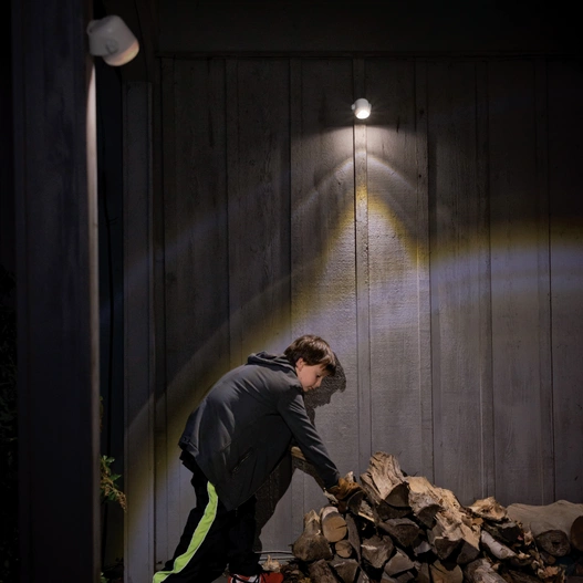 Bezprzewodowa Lampka LED Mini Spotlight MB300 z czujnikiem ruchu